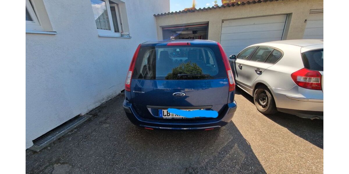 Ford Fusion 180.000 km 1.350 &euro; Sachsenheim 74342