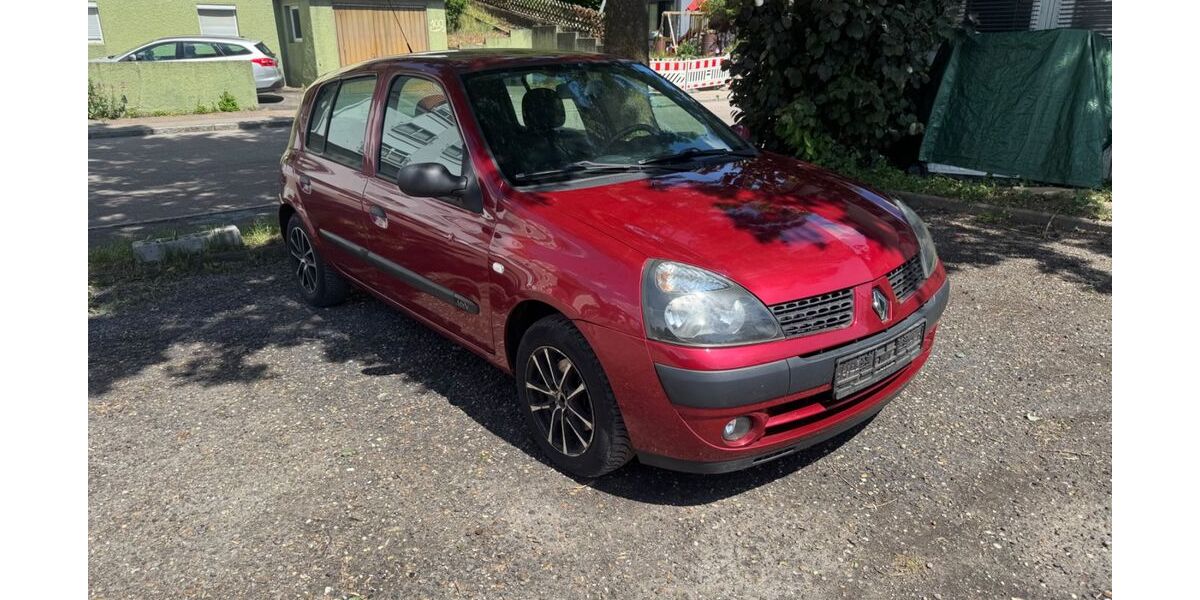 Renault Clio 185.000 km 1.300 &euro; Mühlacker 75417