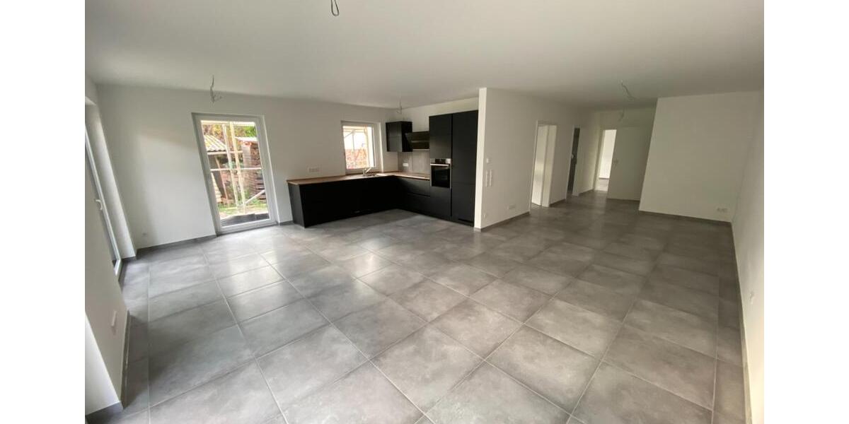 Mehrfamilienhaus, Wohnhaus Sinsheim - 3.5 Zimmer, 92 m&sup2;, 475.000&euro; | Angebot:25228526