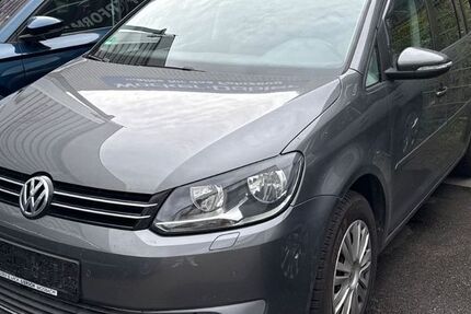 VW Touran 151.000 km 6.999 &euro; Sinsheim 74889