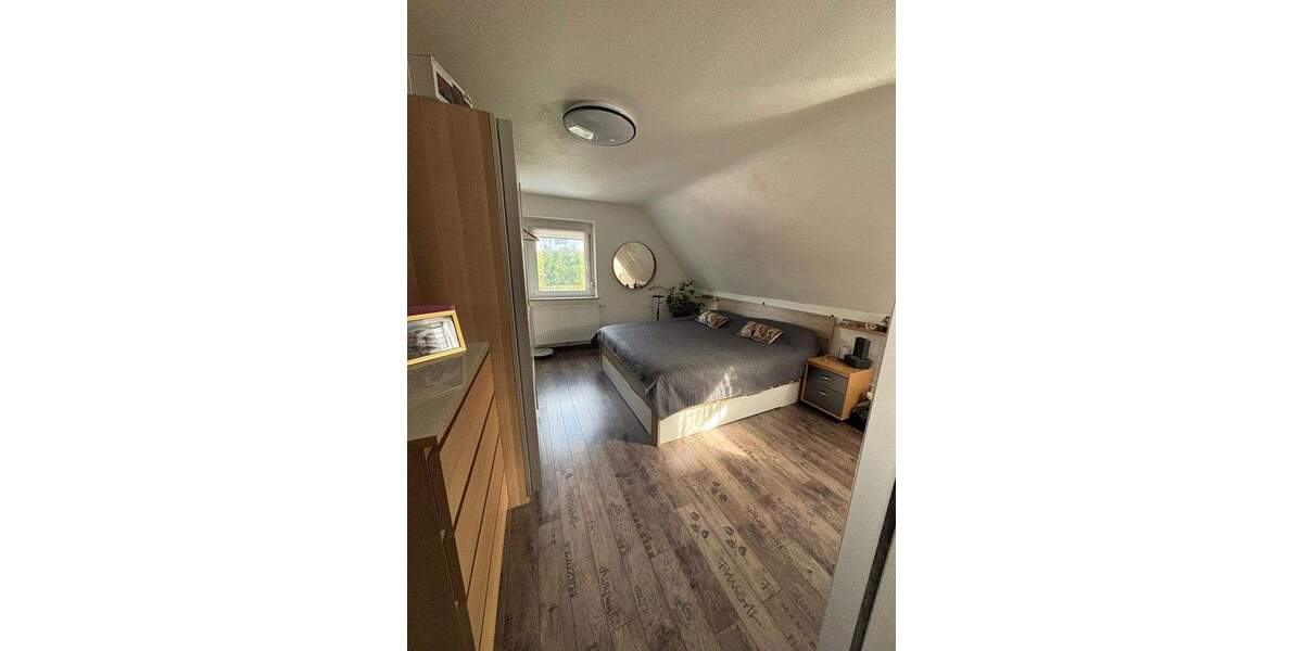 Einfamilienhaus Brackenheim - 7 Zimmer, 155 m&sup2;, 535.000&euro; | Angebot:25657552