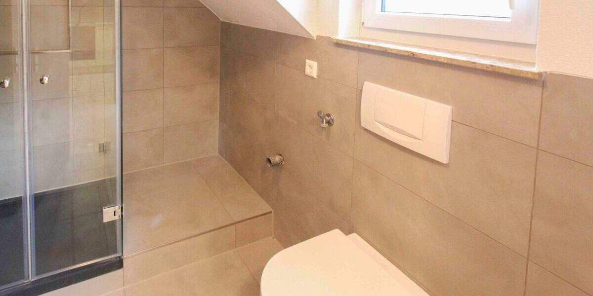 Einfamilienhaus Bietigheim-Bissingen Bissingen - 7 Zimmer, 260 m&sup2;, 749.000&euro; | Angebot:25803315