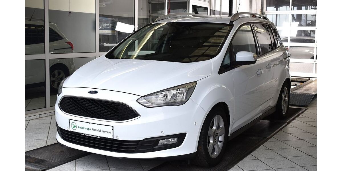 Ford Grand C-Max 77.619 km 9.900 &euro; Bad Friedrichshall 74177