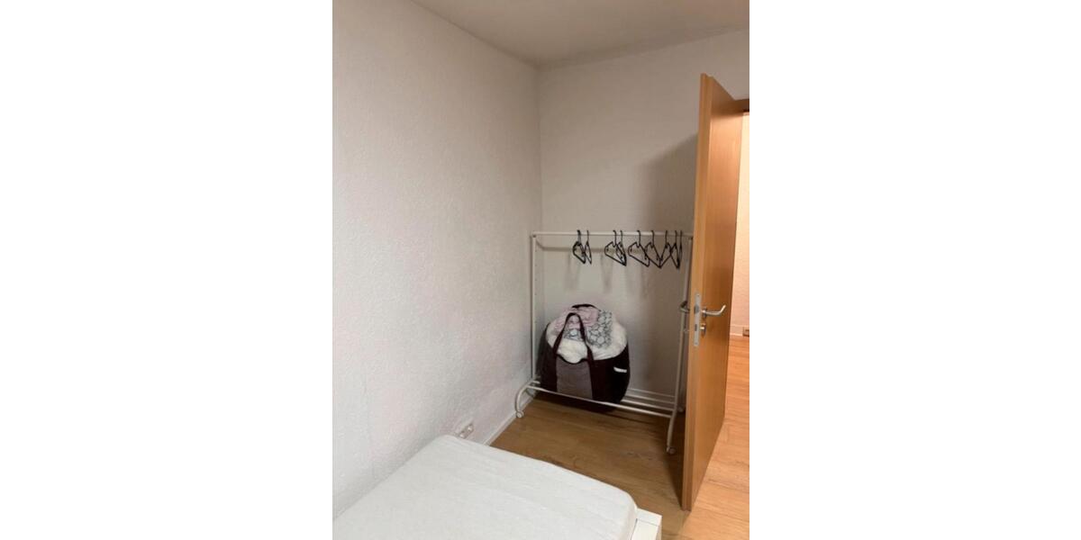 Etagenwohnung Heilbronn Böckingen - 1 Zimmer, 16 m&sup2;, 450&euro; | Angebot:25860210