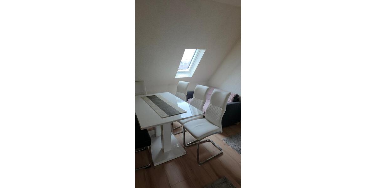 Dachgeschoßwohnung Heilbronn Böckingen - 2 Zimmer, 47 m&sup2;, 650&euro; | Angebot:25710218