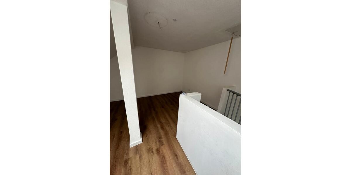Maisonettenwohnung Bruchsal - 2 Zimmer, 70 m&sup2;, 1.300&euro; | Angebot:25420998
