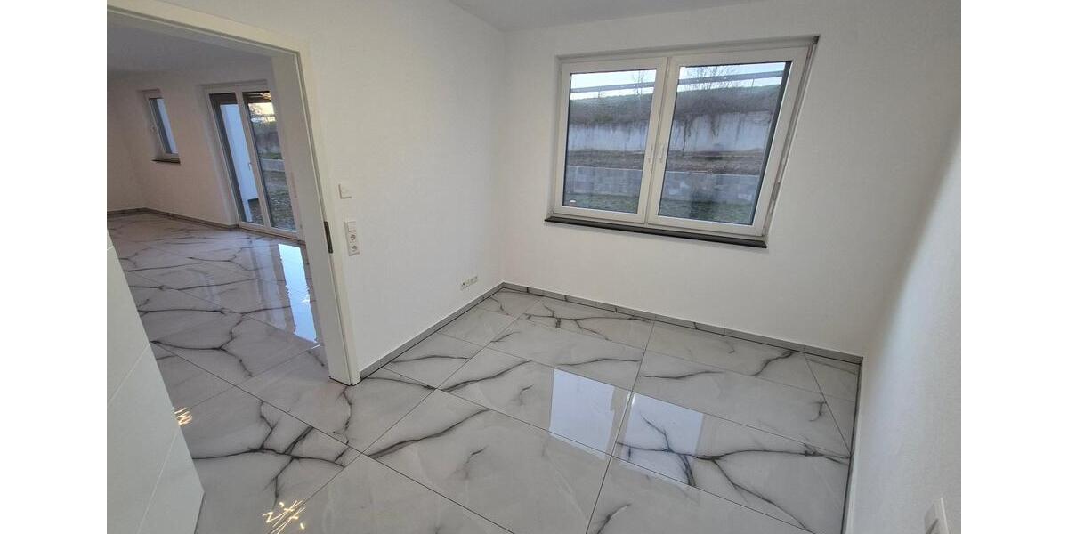 Erdgeschoßwohnung Helmstadt-Bargen Bargen - 3.5 Zimmer, 94 m&sup2;, 289.000&euro; | Angebot:25343981