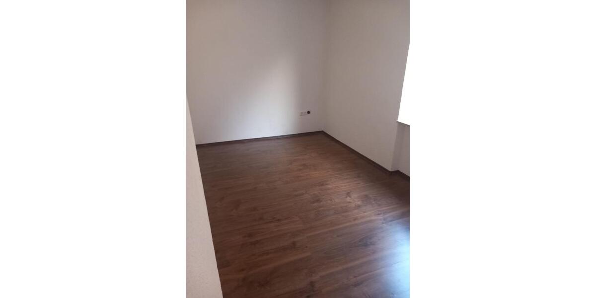 Etagenwohnung Epfenbach - 3 Zimmer, 95 m&sup2;, 1.000&euro; | Angebot:25804717