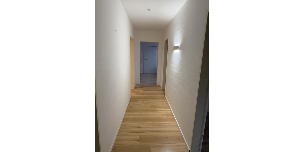 Etagenwohnung Niefern-Öschelbronn Öschelbronn - 4 Zimmer, 115 m&sup2;, 1.350&euro; | Angebot:25592548