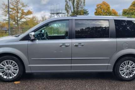 Lancia Voyager 241.000 km 14.990 &euro; Kraichtal 76703