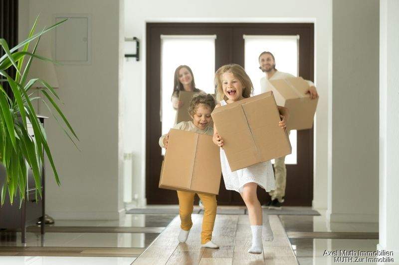 Einfamilienhaus Sulzfeld - 5 Zimmer, 152 m&sup2;, 598.000&euro; | Angebot:25814012