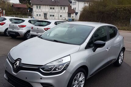 Renault Clio 71.500 km 9.799 &euro; Mosbach/Neckarelz 74821