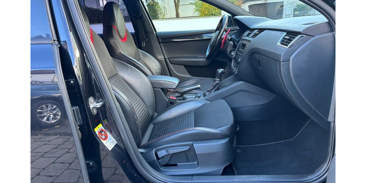 Skoda Octavia 2.0 TDI DSG Combi RS 298.000 km 7.500 &euro; Neckarsulm 74172