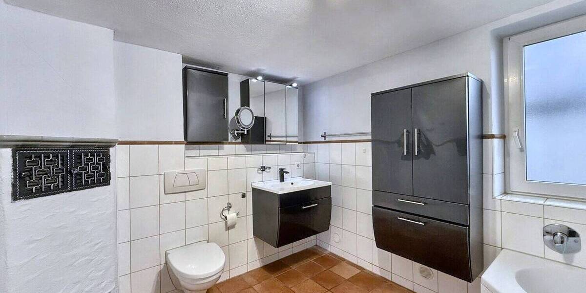 Etagenwohnung Wiernsheim Pinache - 5 Zimmer, 167 m&sup2;, 295.000&euro; | Angebot:25691709