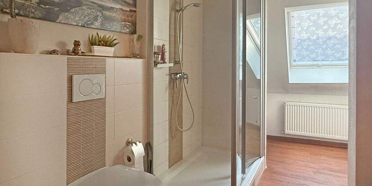 Mehrfamilienhaus, Wohnhaus Neidenstein - 7 Zimmer, 230 m&sup2;, 429.000&euro; | Angebot:25678560