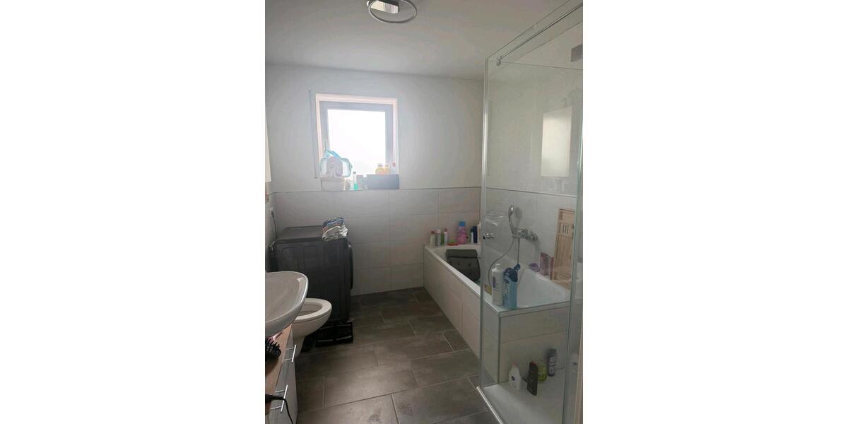 Dachgeschoßwohnung Hüffenhardt - 4 Zimmer, 120 m&sup2;, 1.510&euro; | Angebot:25930084