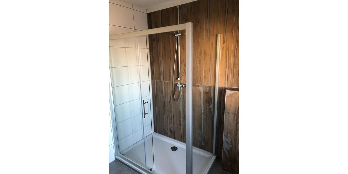 Etagenwohnung Dielheim - 4 Zimmer, 120 m&sup2;, 1.200&euro; | Angebot:25477831