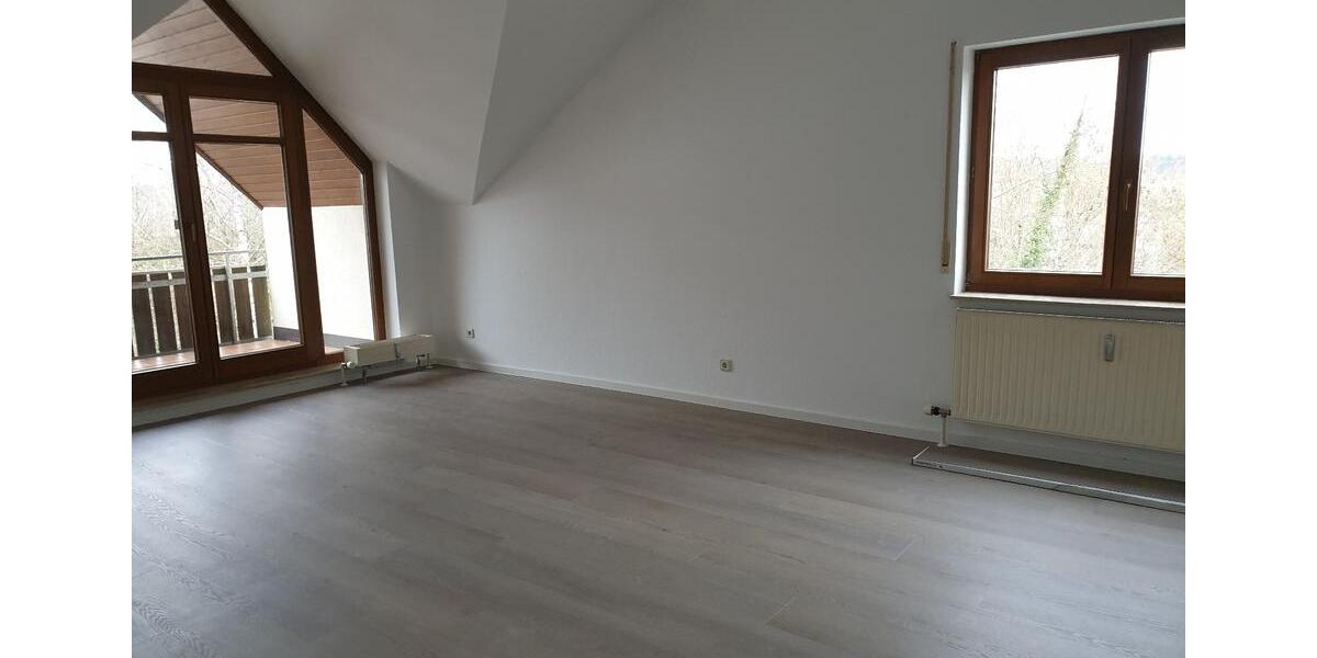 Dachgeschoßwohnung Besigheim - 2 Zimmer, 66 m&sup2;, 760&euro; | Angebot:25876539