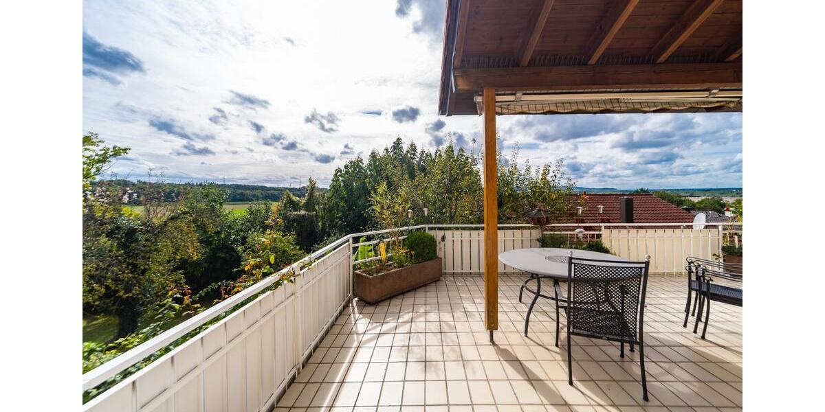 Terrassenwohnung Neckarwestheim - 4 Zimmer, 123 m&sup2;, 1.700&euro; | Angebot:25174552