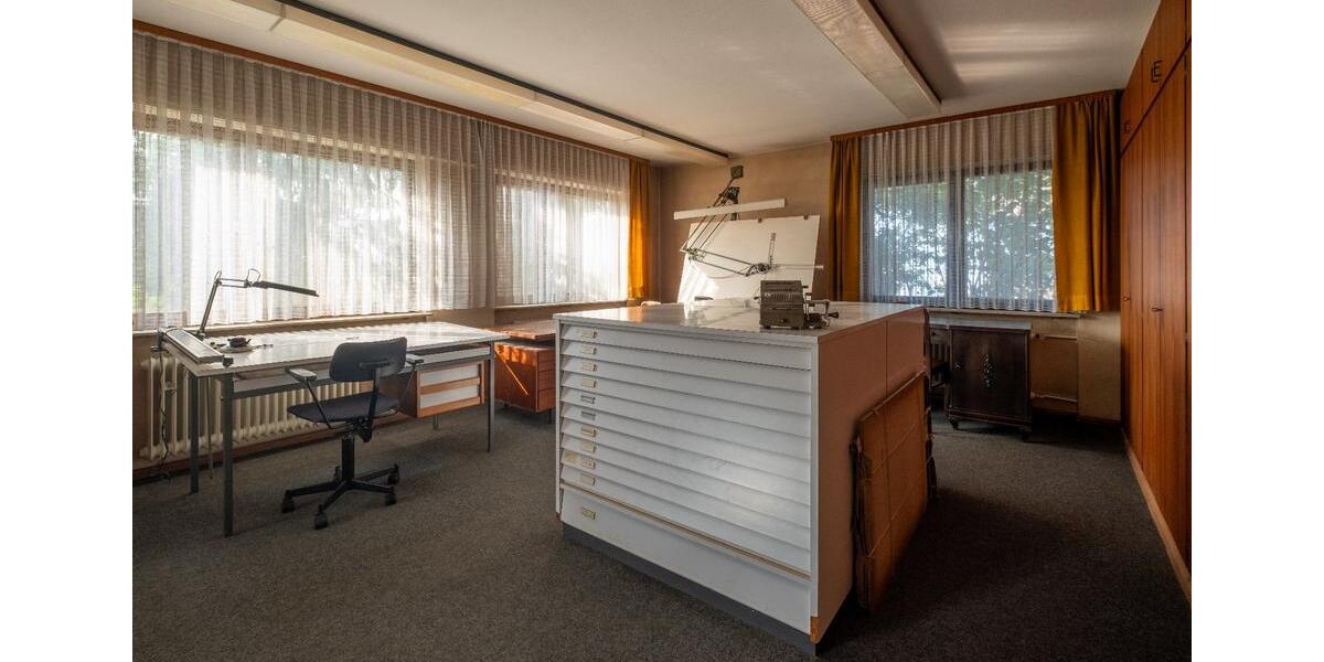 Einfamilienhaus Niefern-Öschelbronn Öschelbronn - 10 Zimmer, 459 m&sup2;, 950.000&euro; | Angebot:25352401