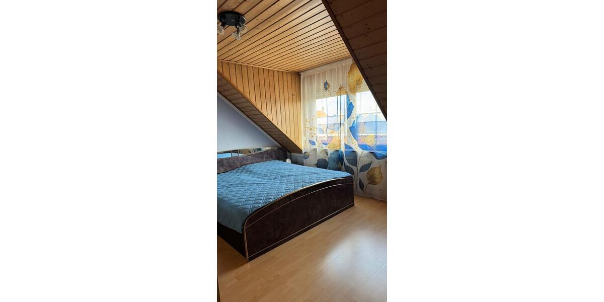 Dachgeschoßwohnung Karlsdorf-Neuthard Neuthard - 3 Zimmer, 87 m&sup2;, 890&euro; | Angebot:25721466
