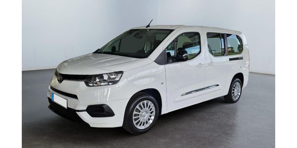 Toyota Proace (Verso) 74.180 km 25.499 &euro; Bietigheim-Bissingen 74321