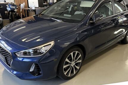 Hyundai i30 84.000 km 14.299 &euro; Heilbronn 74078
