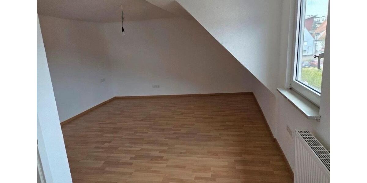 Etagenwohnung Mühlacker - 3 Zimmer, 70 m&sup2;, 750&euro; | Angebot:25853823