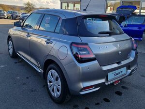 Suzuki Swift 1.2 Hybrid MT Club Klima Navi 4.826 km 17.990 &euro; Obrigheim-Asbach 74847