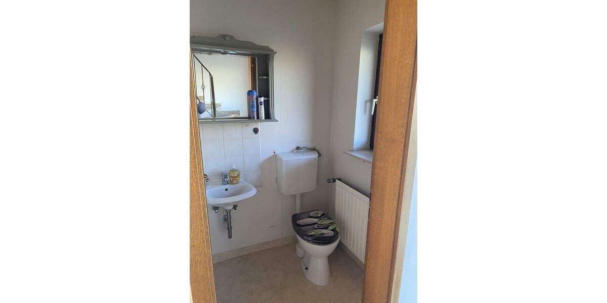 Einfamilienhaus Sinsheim - 7 Zimmer, 220 m&sup2;, 649.000&euro; | Angebot:25657488