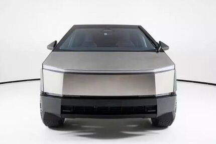 Tesla Andere 0 km 110.000 &euro; Untergruppenbach 74199