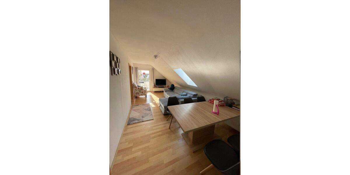 Etagenwohnung Walldorf - 4 Zimmer, 83 m&sup2;, 245.000&euro; | Angebot:25657379