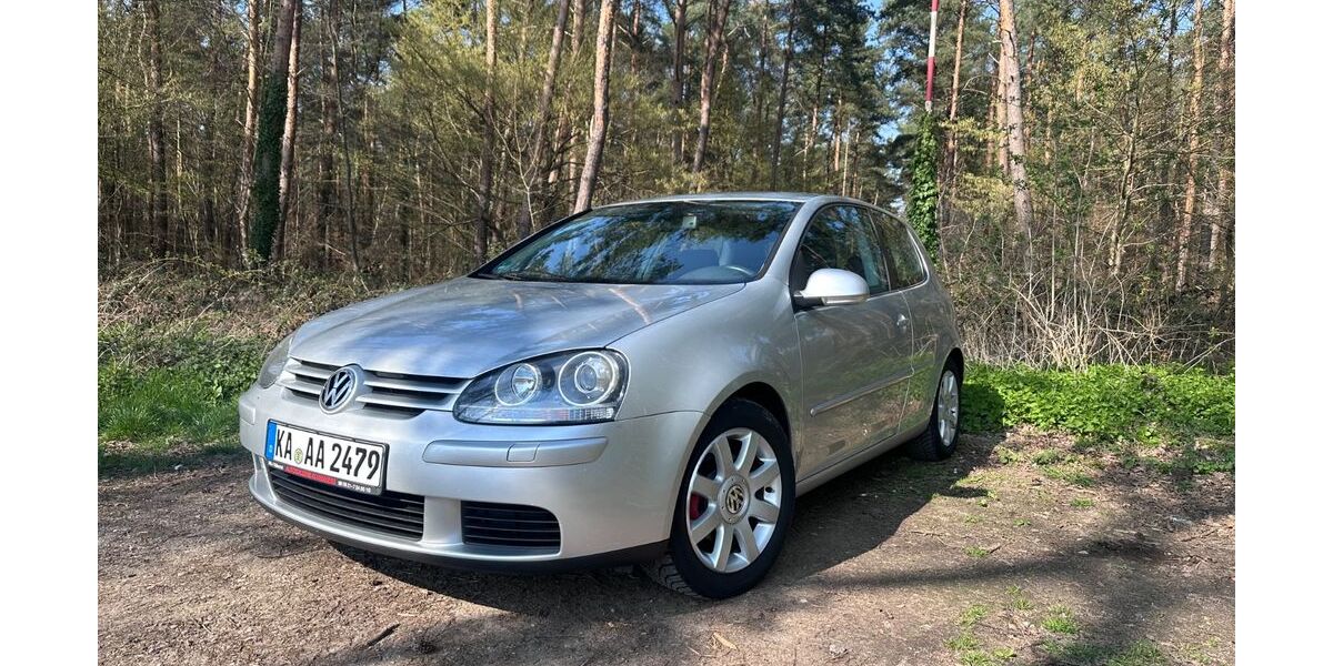 VW Golf 180.000 km 2.550 &euro; Hambrücken 76707