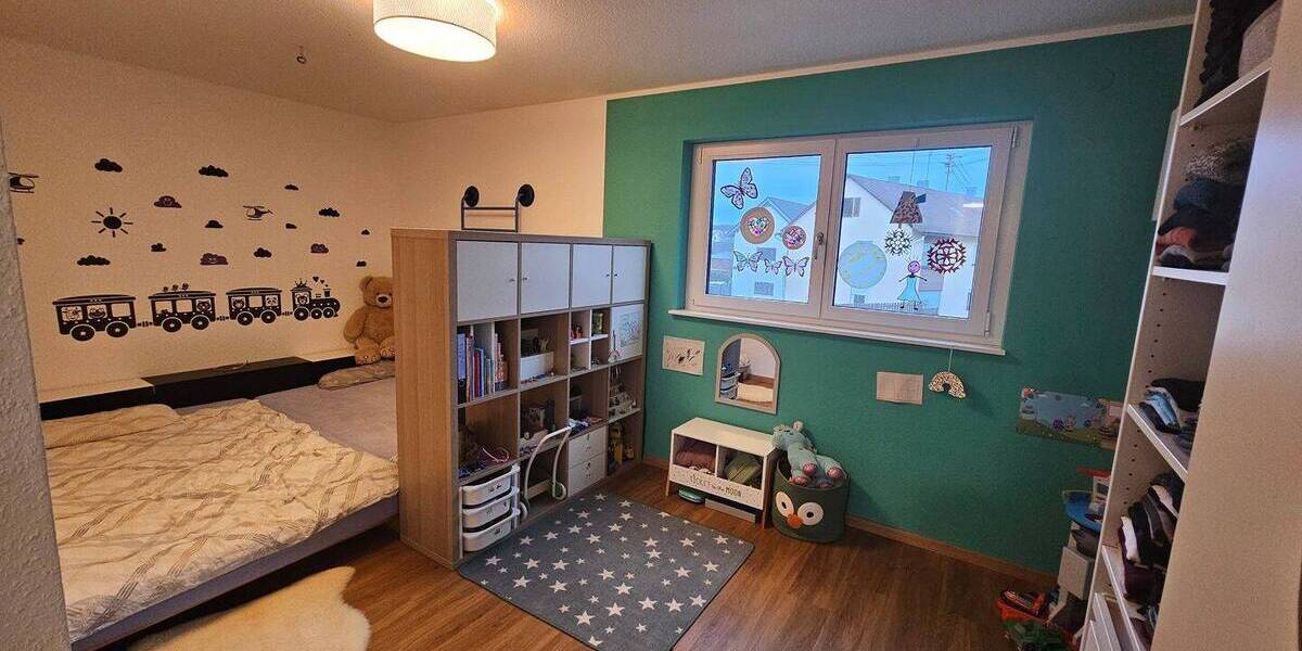 Etagenwohnung Sersheim - 3 Zimmer, 77 m&sup2;, 399.000&euro; | Angebot:25939098