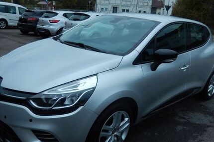 Renault Clio 77.600 km 9.999 &euro; Mosbach/Neckarelz 74821