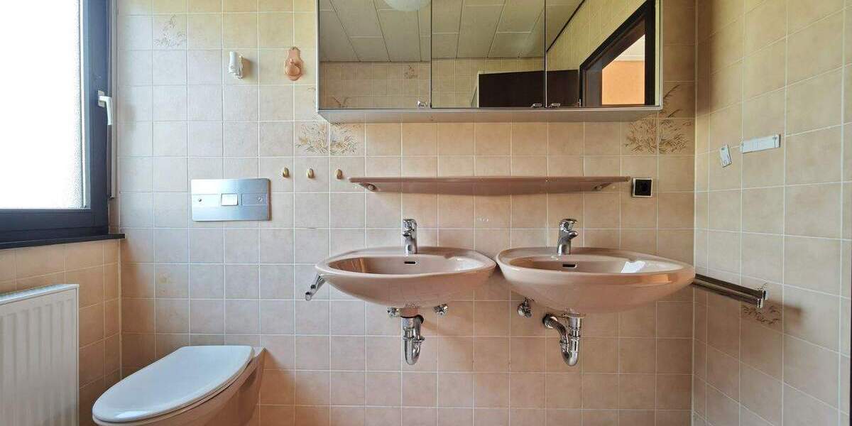 Bungalow Sachsenheim Kleinsachsenheim - 5 Zimmer, 154 m&sup2;, 537.000&euro; | Angebot:25866332