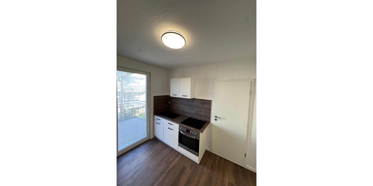 Etagenwohnung Heilbronn - 3 Zimmer, 85 m&sup2;, 1.300&euro; | Angebot:25334954