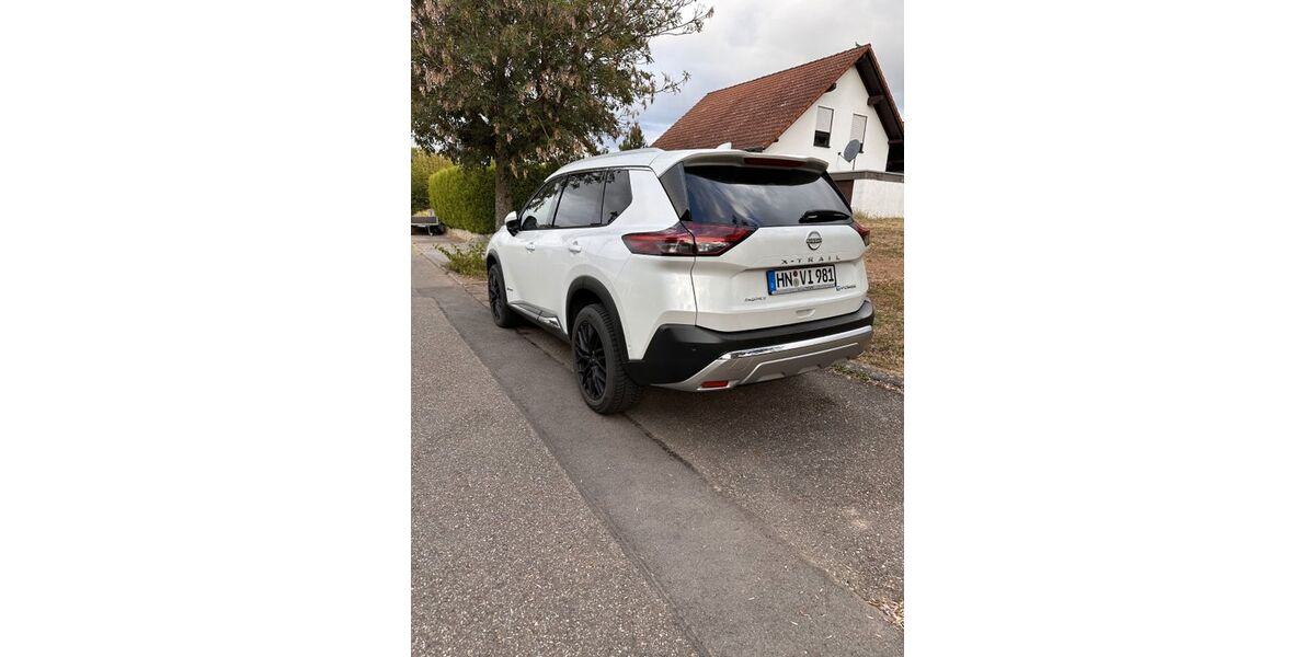 Nissan X-Trail 9.000 km 38.600 &euro; Neckarsulm 74172