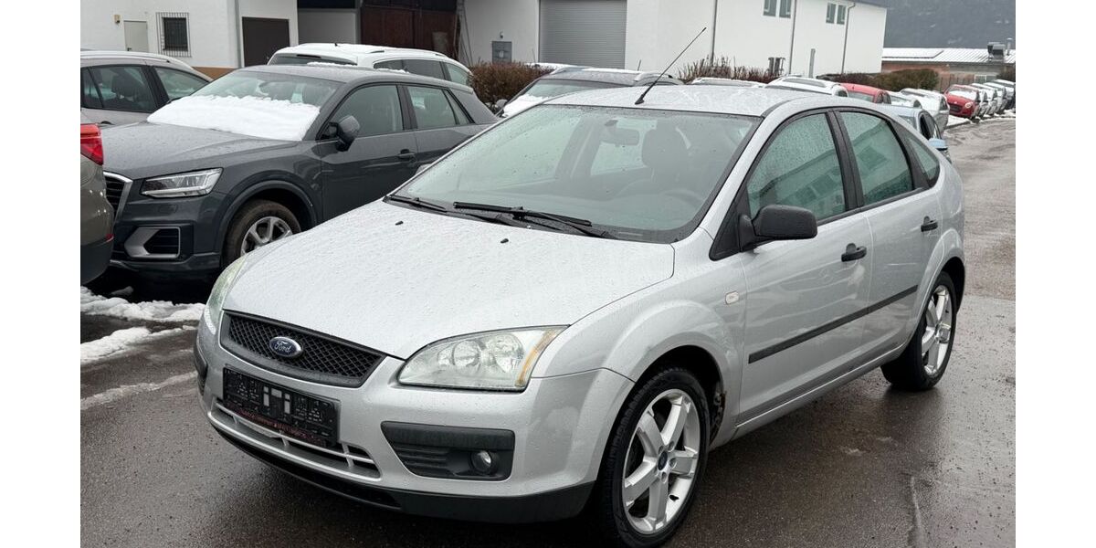 Ford Focus 182.000 km 1.850 &euro; Gundelsheim 74831