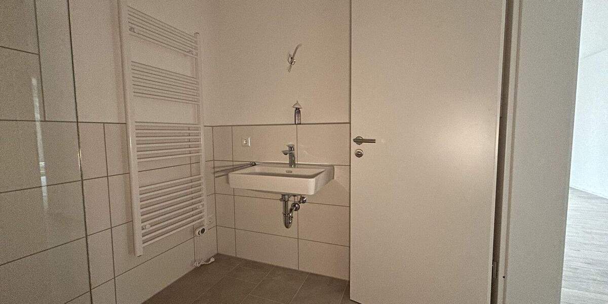 Etagenwohnung Gundelsheim / Höchstberg Gundelsheim - 4 Zimmer, 80 m&sup2;, 1.020&euro; | Angebot:25701409