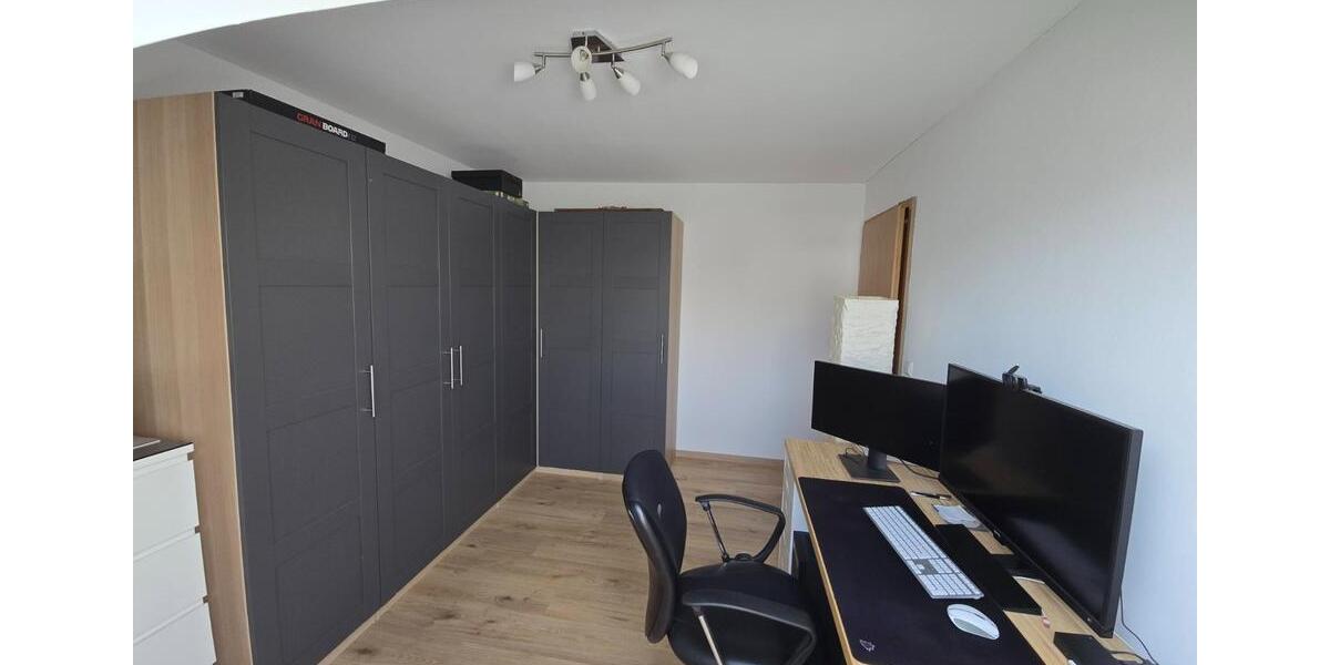 Reihenhaus Knittlingen - 4 Zimmer, 132 m&sup2;, 1.350&euro; | Angebot:25950762