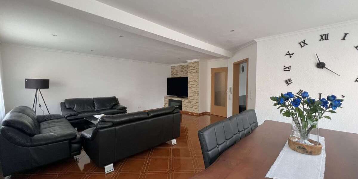 Einfamilienhaus Bruchsal - 7 Zimmer, 153 m&sup2;, 599.000&euro; | Angebot:22859136