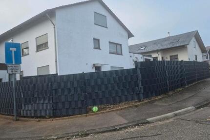 Haus Ittlingen - 13 Zimmer, 262 m&sup2;, 650.000&euro; | Angebot:23732489