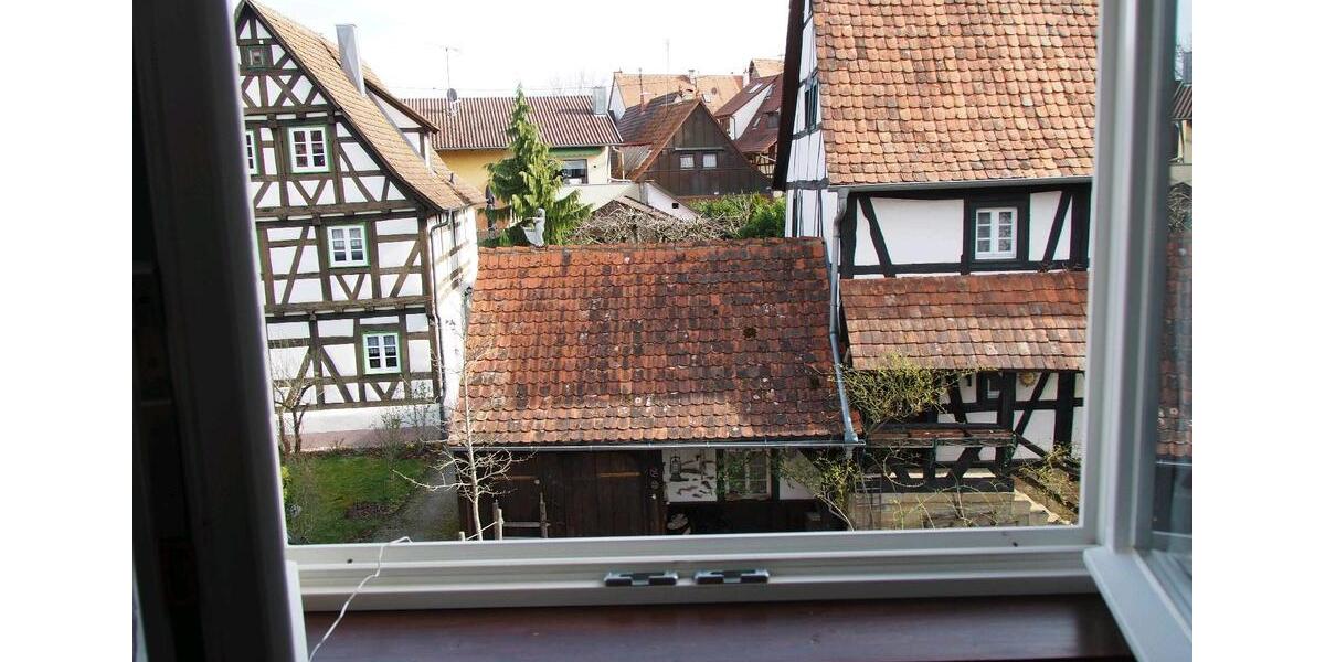 Einfamilienhaus Oberderdingen - 9 Zimmer, 125 m&sup2;, 335.000&euro; | Angebot:25142460