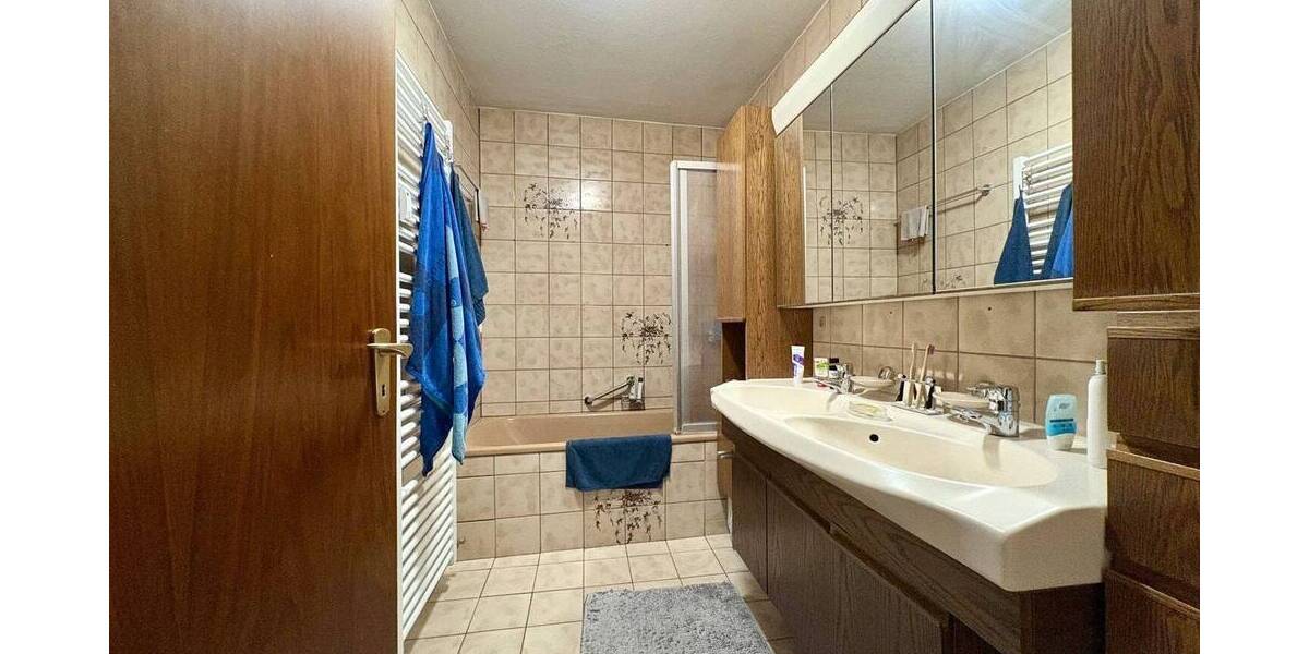 Etagenwohnung Bretten - 4 Zimmer, 98 m&sup2;, 320.000&euro; | Angebot:25706283