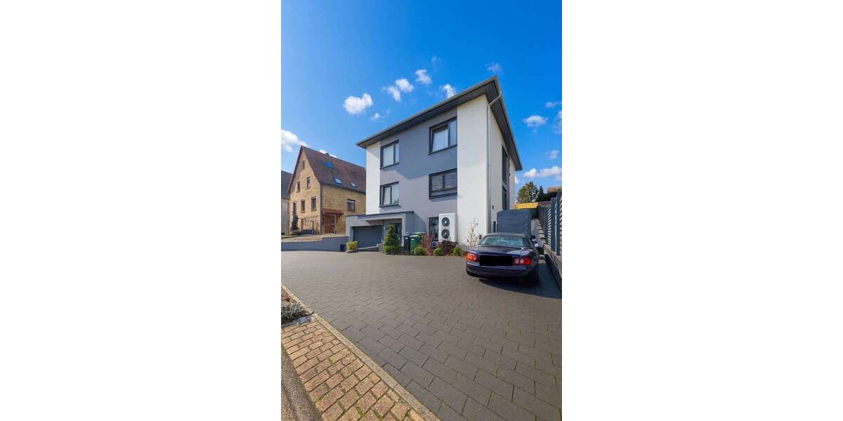 Einfamilienhaus Oberderdingen - 10 Zimmer, 270 m&sup2;, 1.100.000&euro; | Angebot:23805825