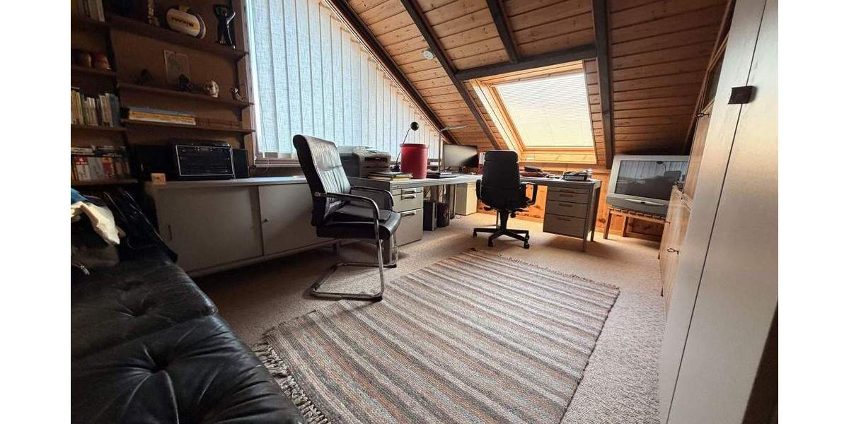 Einfamilienhaus Bretten Gölshausen - 7 Zimmer, 216 m&sup2;, 695.000&euro; | Angebot:25776304
