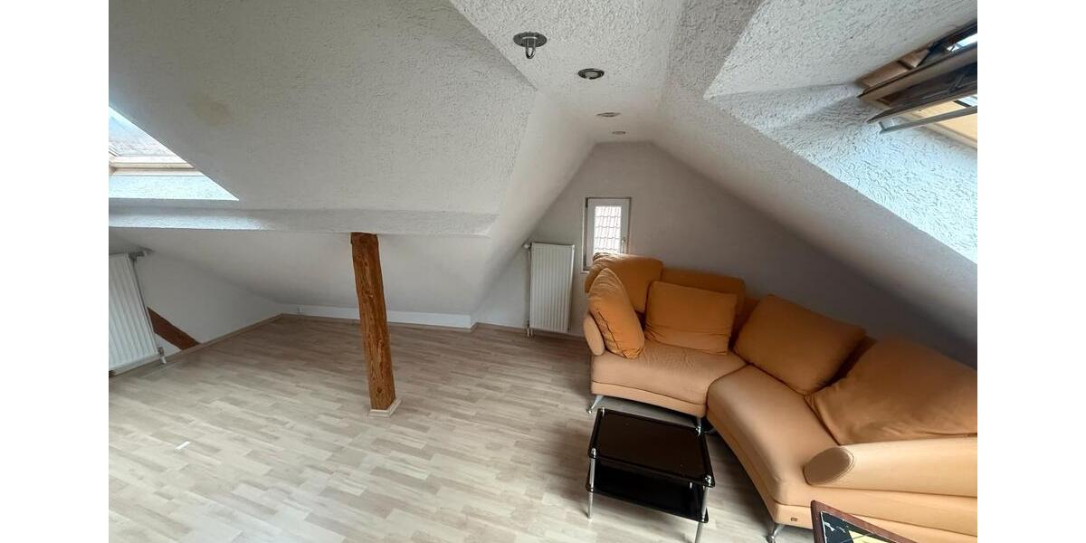 Dachgeschoßwohnung Illingen - 2 Zimmer, 70 m&sup2;, 600&euro; | Angebot:25612118