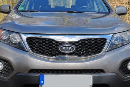 Kia Sorento 192.000 km 5.200 &euro; KÖNIGSBACH-STEIN 75203