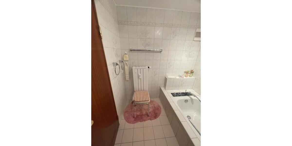 Etagenwohnung Heilbronn Kernstadt - 4.5 Zimmer, 96 m&sup2;, 375.000&euro; | Angebot:25644988